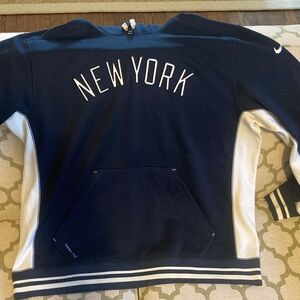 Nike New York Yankees hoodie pullover